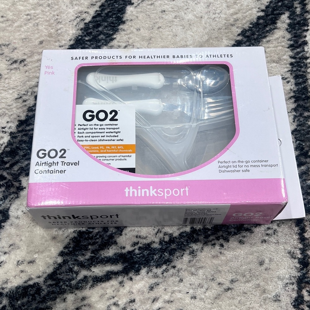 NWT Think Sport Airtight Travel Container With Spoon And Fork - Pink & White
